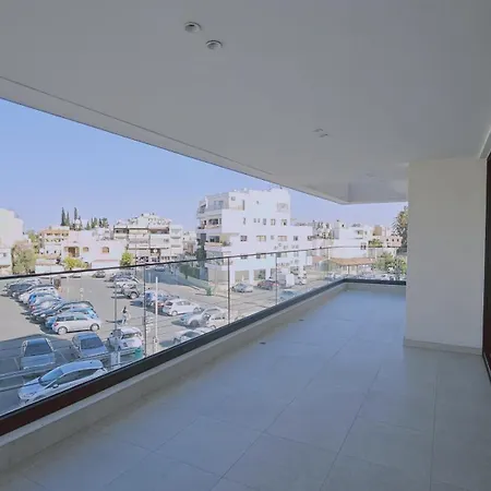 Daire Diamond Larnaca
